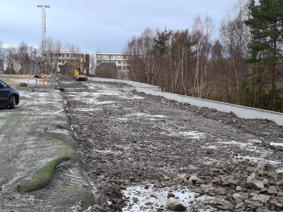 Utfylling av masser mot nord (Ratvikvannet) er snart ferdig